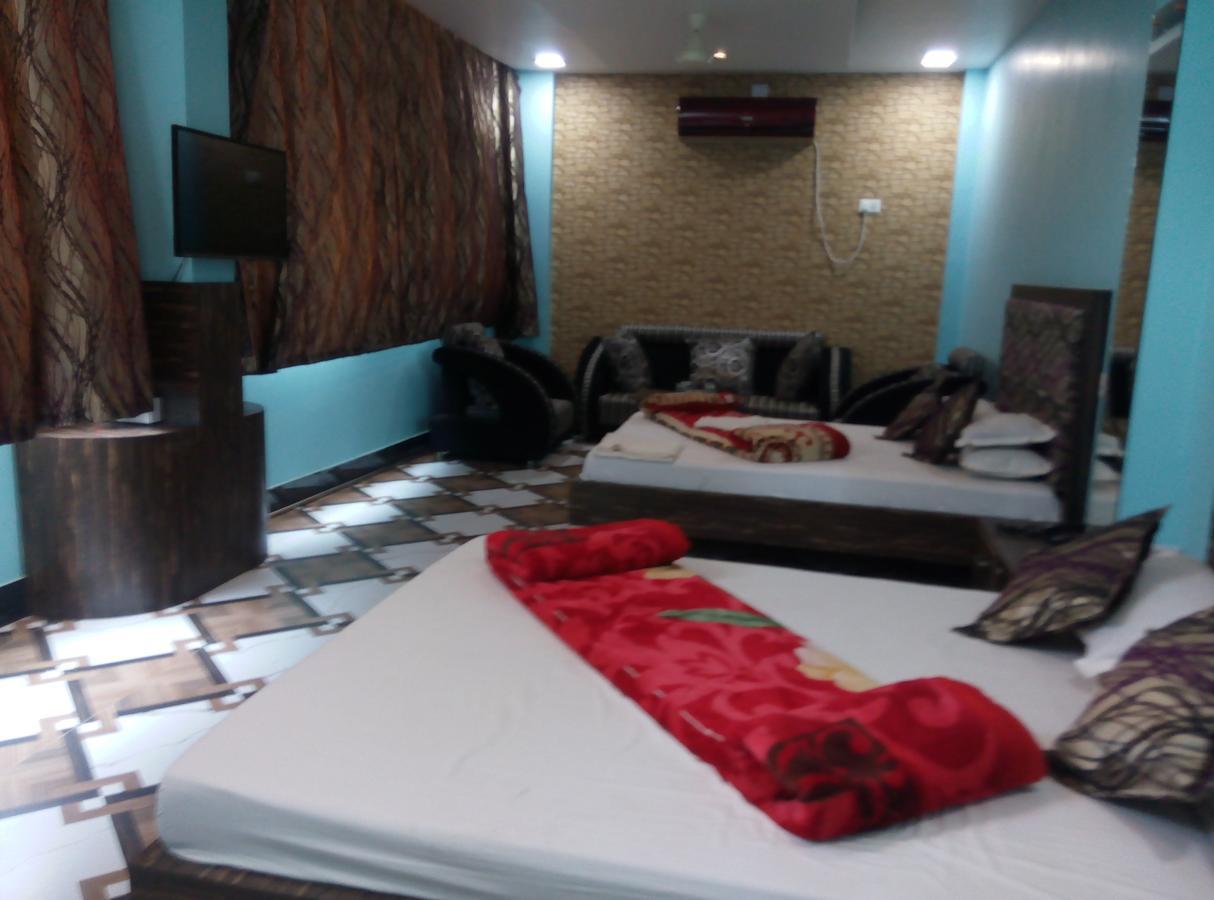 דאוגהאר Hotel Rajkamal חדר תמונה