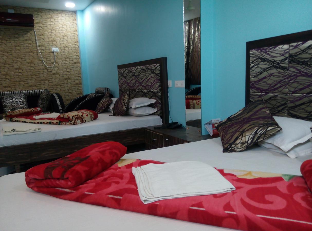 דאוגהאר Hotel Rajkamal חדר תמונה
