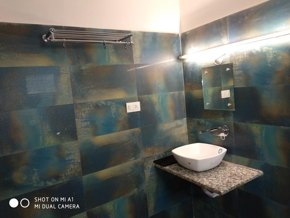 דאוגהאר Hotel Rajkamal מראה חיצוני תמונה