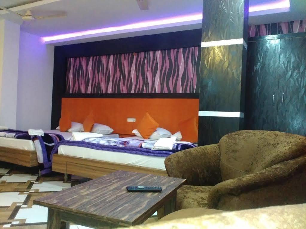 דאוגהאר Hotel Rajkamal מראה חיצוני תמונה